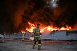 Dua Gudang Korek Api di Tangerang Terbakar, Begini Kondisinya