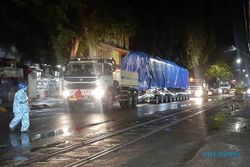 6 Kereta LRT Rusak Akibat Tabrakan Tiba di Inka Madiun untuk Perbaikan
