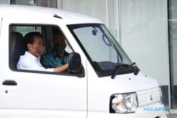 Coba Mobil Listrik Mitsubishi, Jokowi: `Wuss… Meluncur Hening`