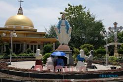 Cerita Mendiang Bens Leo Dapat Surprise di Taman Doa Ngrawoh Sragen