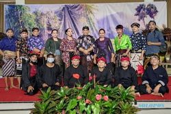 Pertunjukan Rakyat Tratap nJingkat Karanganyar Berjaya di Jawa Tengah