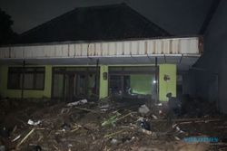 21 Rumah Rusak & 1 Orang Meninggal Akibat Banjir Bandang di Kota Batu