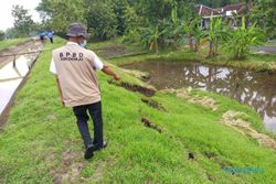 Tanggul Colo Barat Retak, 95 Keluarga Weru Sukoharjo Terancam Banjir