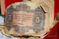 Keluarga Palestina Serahkan Uang Kertas Era Ottoman kepada Turki