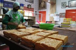 Harga Telur dan Elpiji Melejit Bikin Pengusaha Roti di Klaten Pusing
