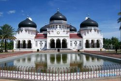 Jalan Panjang Islam Masuk Nusantara