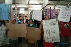 Retribusi Jadi Rp300.000/Bulan, Pedagang Pasar Sidoharjo Klaten Protes