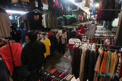 Mengulik Cara Membeli Pakaian dari Luar Negeri untuk Usaha Thrift Shop