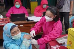 Vaksinasi 208,2 Juta Warga Indonesia Ditarget Selesai pada April 2022
