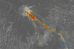 Foto Satelit Aliran Piroklastik Erupsi Gunung Semeru 4 Desember