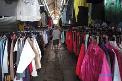 Pedagang Pasar Notoharjo Solo: Awul-Awul Bermerek Masih Banyak Dicari