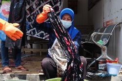Emak-Emak di Wonogiri Tangkap Peluang Bisnis dengan Batik Ciprat
