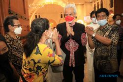 Gubernur Ganjar Pantau Misa Natal di Gereja Katedral Semarang