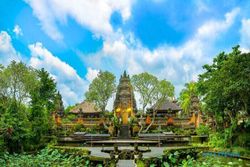 5 Tempat Wisata di Indonesia Ini Cocok untuk Bulan Madu