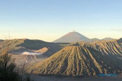 Gunung Semeru Meletus Sudah Diprediksi di Ramalan Jayabaya?