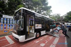 Uji Coba Bus Low Deck, Angkutan Umum Ramah Difabel di Solo