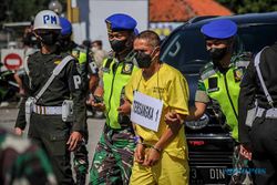 TNI AD Gelar Rekonstruksi Kasus Tabrak Lari di Nagreg, Ini Foto-Fotonya