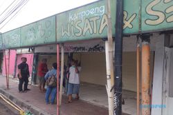 Kios Legendaris Jl. Mataram Malioboro, Rujukan Sepatu Keren dan Murah