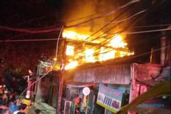 2 Bangunan di Kebayoran Lama Jaksel Terbakar, Ibu dan 2 Anak Meninggal