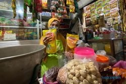 Pedagang di Sukoharjo Sambat Minyak Goreng Murah Belum Masuk Pasar