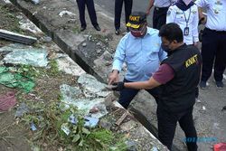 KNKT dan Polisi Olah TKP Kecelakaan Bus Rombongan Wisata di Bantul