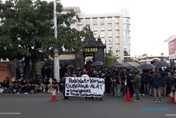 Tak Cuma Blokir Pantura, Massa Solidaritas Wadas Juga Demo Polda Jateng
