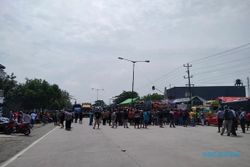 Demo Sopir Truk di Kudus Blokir Jalan