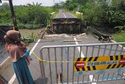 Diterjang Arus Sungai, Jembatan Kadirejo Klaten Kini Putus Total
