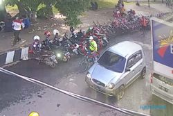 Curi Sepeda di Alun-Alun Karangnyar, Pria Ini Terekam Kamera CCTV