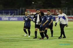 Antusiasme Pencinta Sepak Bola Dorong Kebangkitan UMKM Bali