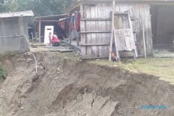 Hujan Deras, Rumah 3 Lansia di Gilirejo Baru Sragen Terdampak Longsor