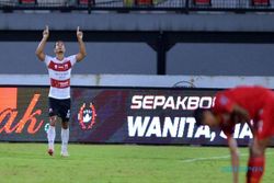 Bintang Persis Solo Bantu Selamatkan Madura United dari Degradasi