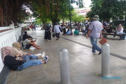Malioboro Jogja Tanpa PKL, Wisatawan Selonjoran di Jalur Pedestrian