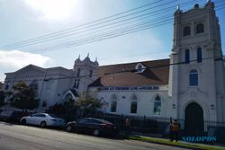Dubes Rosan Resmikan Masjid At Thohir di Los Angeles