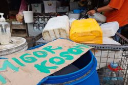 Giliran Minyak Goreng Curah Bikin Resah Pedagang & Pembeli di Wonogiri