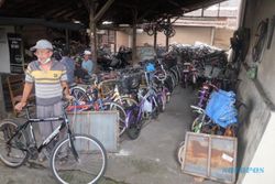 Pusat Sepeda Bekas Pasar Jongke Solo: Dulu Berjaya, Kini Merana