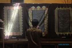 Mengintip Produksi Kain Batik Motif Al Quran di Laweyan Solo