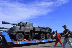 Perkuat Penjagaan Perbatasan, Puluhan Kendaraan Tempur Tiba di NTT