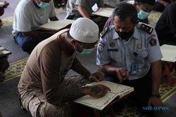 Pesantren Kilat Ramadan, Warga Binaan Rutan Solo Belajar Mengaji