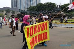 Demo 11 April 2022: Emak-Emak Suarakan Jokowi Mundur