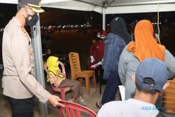 Polres Buka Gerai Vaksin di Masjid Agung Karanganyar 2 Kali Sehari