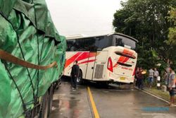 Bus Efisiensi Tabrak Bus Murni Jaya di Purworejo, Satu Orang Meninggal