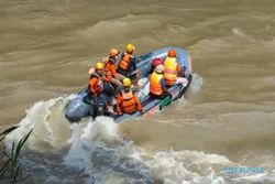 Bocah Ngawi yang Tenggelam di Bengawan Madiun Ditemukan Meninggal