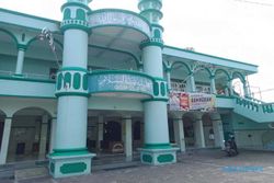 Berusia Lebih dari Seabad, Ini Wajah Masjid Baitussalam Gemolong Sragen
