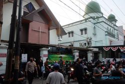 Ibadah Masa Paskah dan Ramadan Bersamaan di Gereja Berdampingan Masjid di Solo