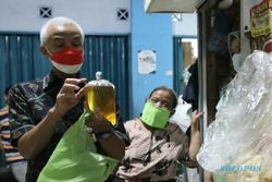 Minyak Goreng Curah di Semarang Rp22.000 per Liter, Ini Reaksi Ganjar