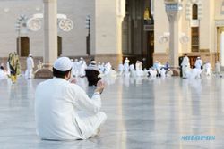 Doa ketika di Masjid, Bisa Dibaca saat di Masjid Raya Sheikh Zayed Solo