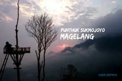 Pesona Wisata Ziarah Punthuk Sukmojoyo Magelang Berlatar Gunung Merapi