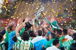 Drama Adu Penalti Antarkan Real Betis Juara Baru Copa del Rey
