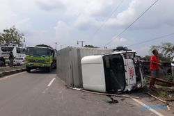 Breaking News! 4 Kendaraan Terlibat Kecelakaan di Jalan Solo-Jogja